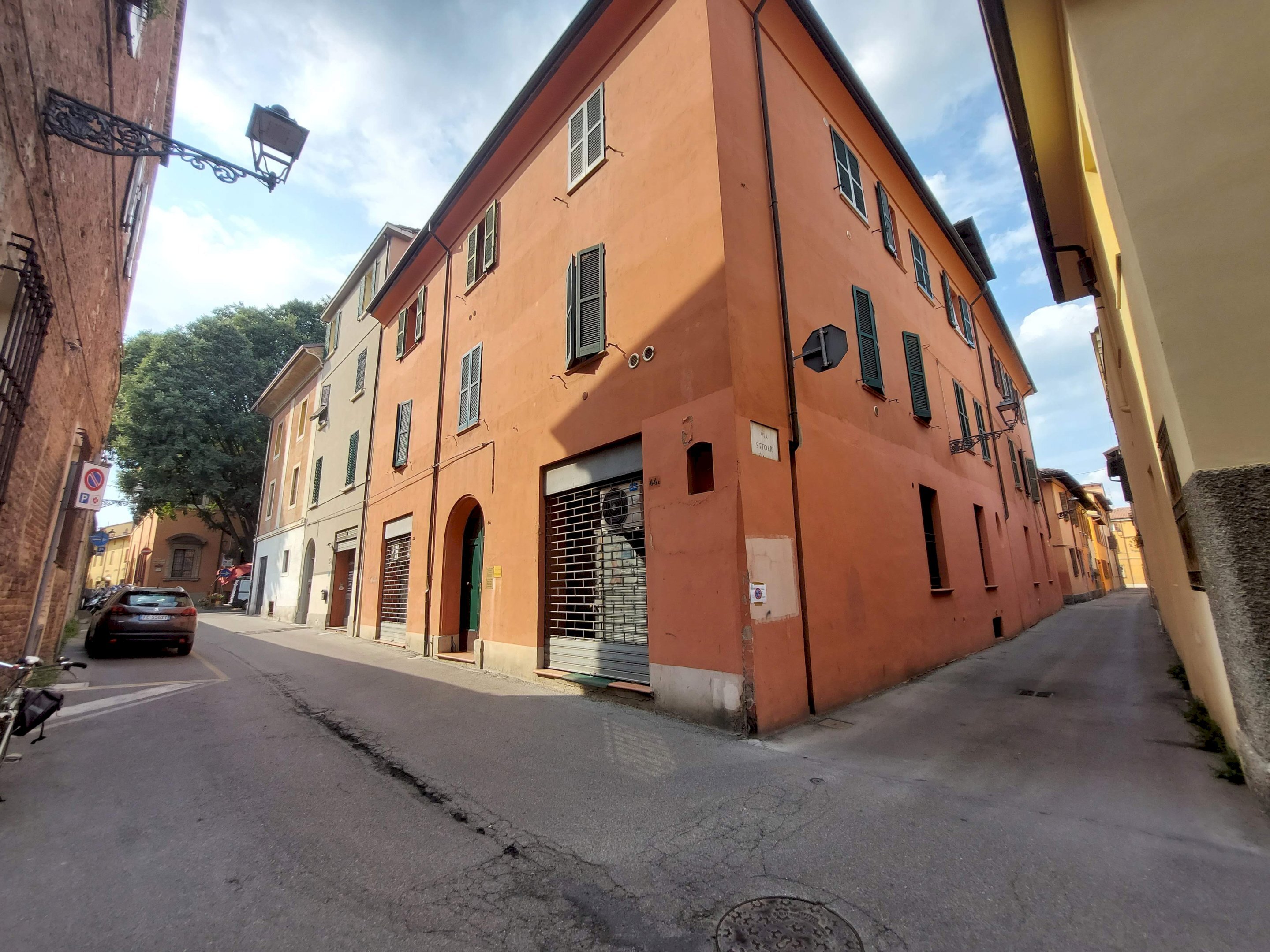 Shop via San Pier Grisologo, 44, Imola - photo 1