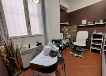 Shop via San Pier Grisologo, 44, Imola - photo 2