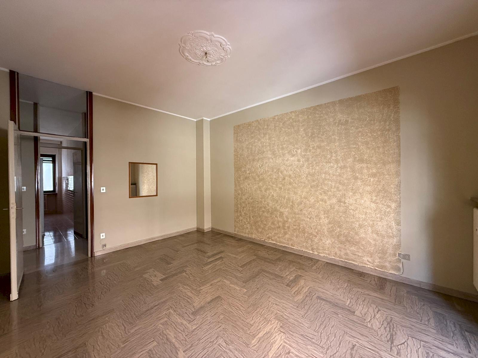 Four-room apartment Via Giosuè Carducci, 52, Asti - photo 1