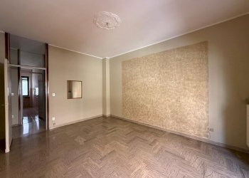 Quadrilocale Via Giosuè Carducci, 52, Asti - foto 1