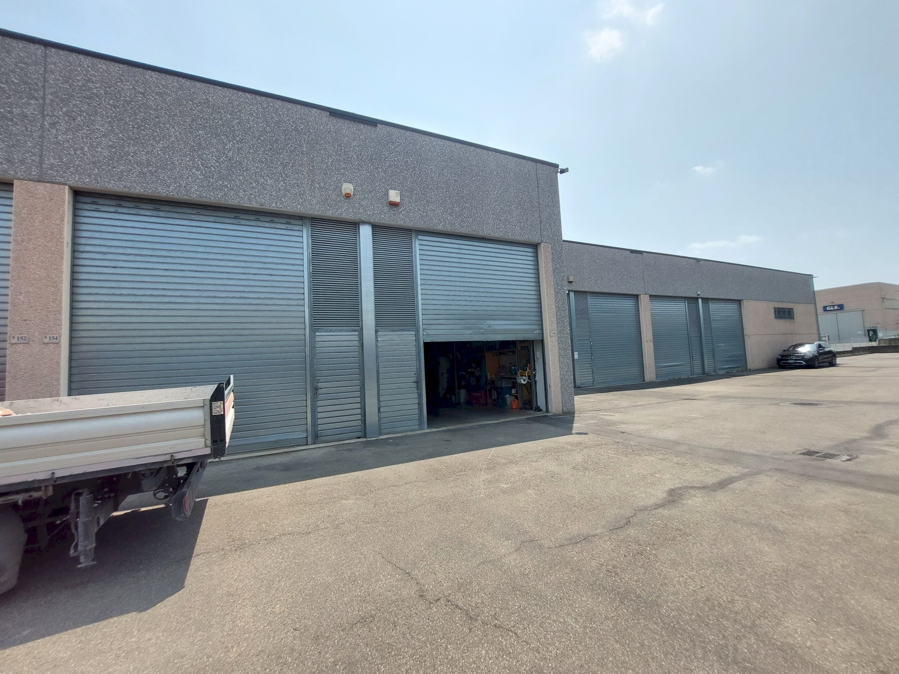 Capannone Imola - foto 1