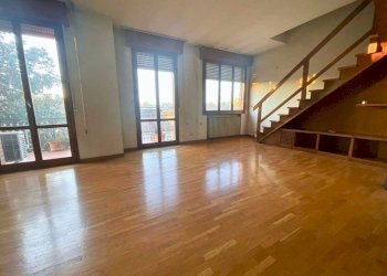 Apartment Reggio nell'Emilia - photo 2