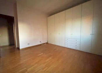 Apartment Reggio nell'Emilia - photo 18