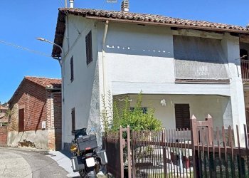 Casa indipendente Piovà Massaia - foto 1