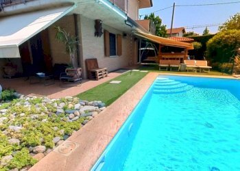 Villa Bifamiliare Boltiere - foto 10