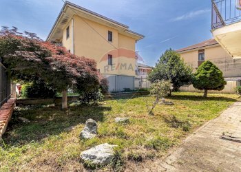 Independent house Via Cervino, 3 
 Santhià, Santhià - photo 8
