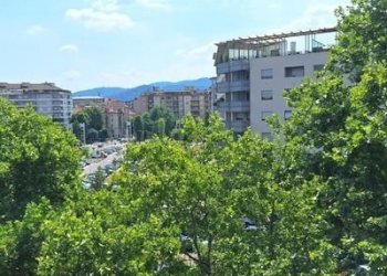 Four-room apartment Torino - photo 17