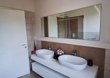 Four-room apartment Torino - photo 23