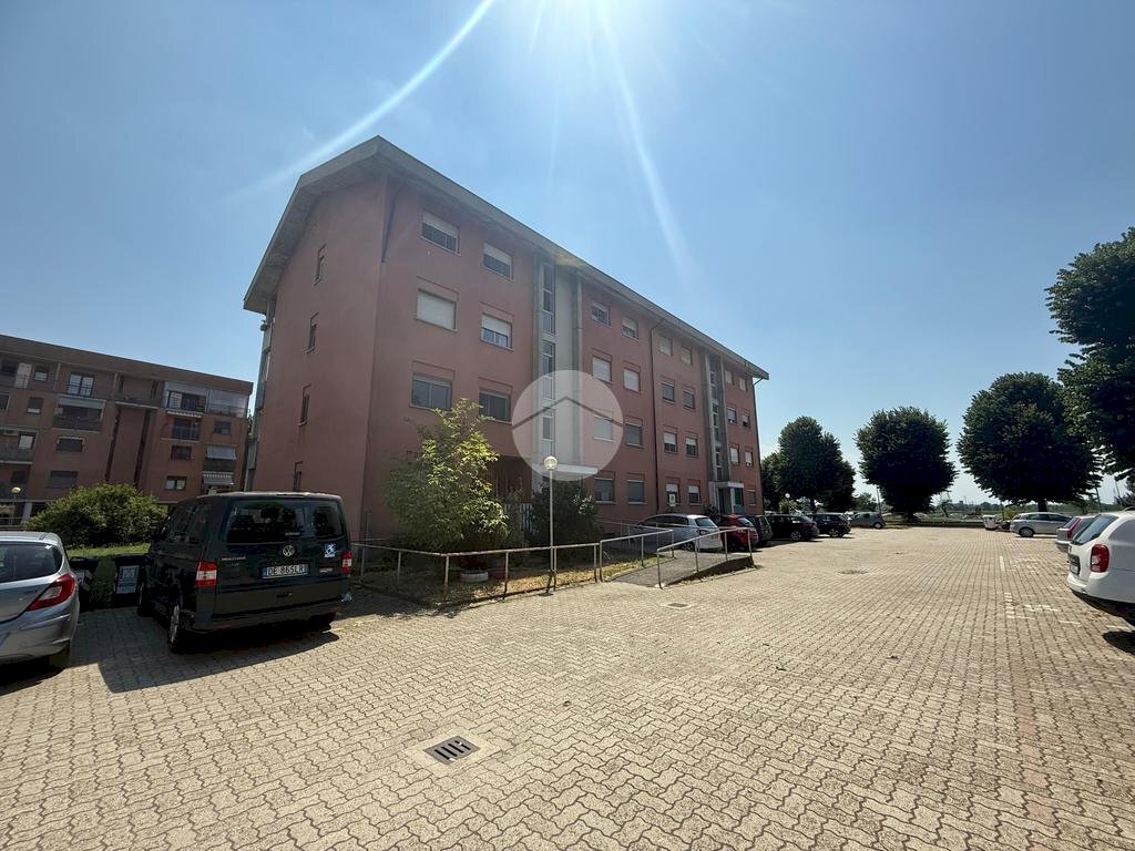 Three-room apartment Via Castagnole, Carmagnola - photo 1