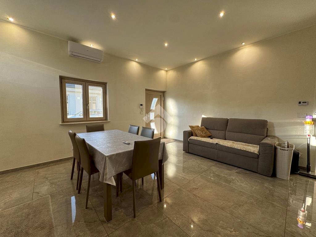 Villa Via Valperga, Carmagnola - foto 2