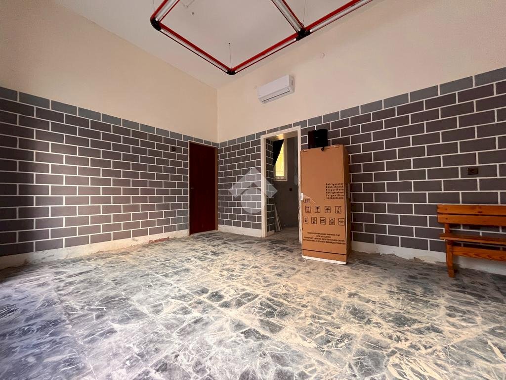 Negozio Via Giacomo Matteotti, Galliate - foto 3