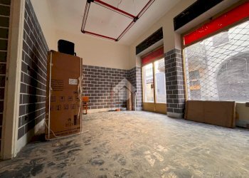 Negozio Via Giacomo Matteotti, Galliate - foto 2