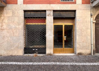 Negozio Via Giacomo Matteotti, Galliate - foto 13