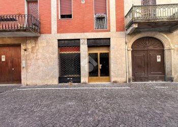 Negozio Via Giacomo Matteotti, Galliate - foto 23