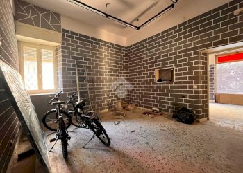 Negozio Via Giacomo Matteotti, Galliate - foto 30