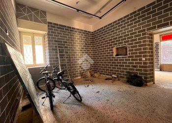 Negozio Via Giacomo Matteotti, Galliate - foto 32