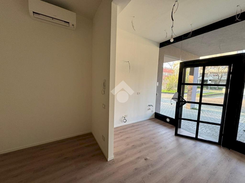 Bilocale Piazza Caduti di Superga, Parma (zona Montanara) - foto 1