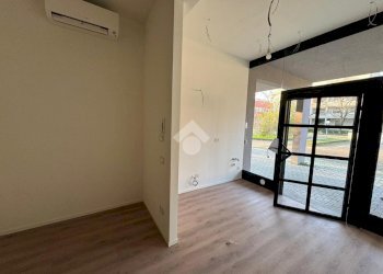 Bilocale Piazza Caduti di Superga, Parma (zona Montanara) - foto 1