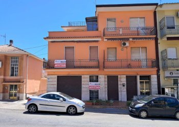 Foto 1 - Locale Commerciale via america latina
 
243, Frosinone - foto 1