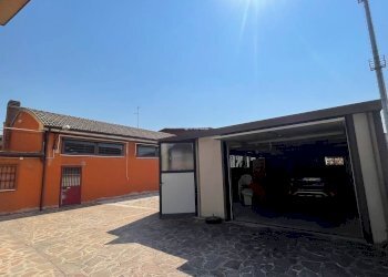 Foto 3 - Casa indipendente Via  Donizzetti, Ferrara - foto 3