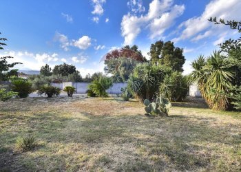 Giardino - Rustico via torrente lavinaio
 
23, Viagrande - foto 3