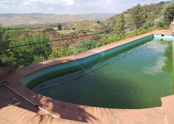 Piscina - Villa Contrada Poggio dell'Aquila
 
snc, Grammichele - foto 28