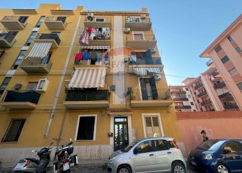 Edificio all\'aperto - Trilocale Via Andrea Saluta
 
27, Augusta - foto 3