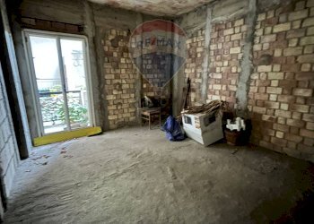 Stanza vuota - Appartamento Via Gebbione
 
144, Reggio di Calabria - foto 36