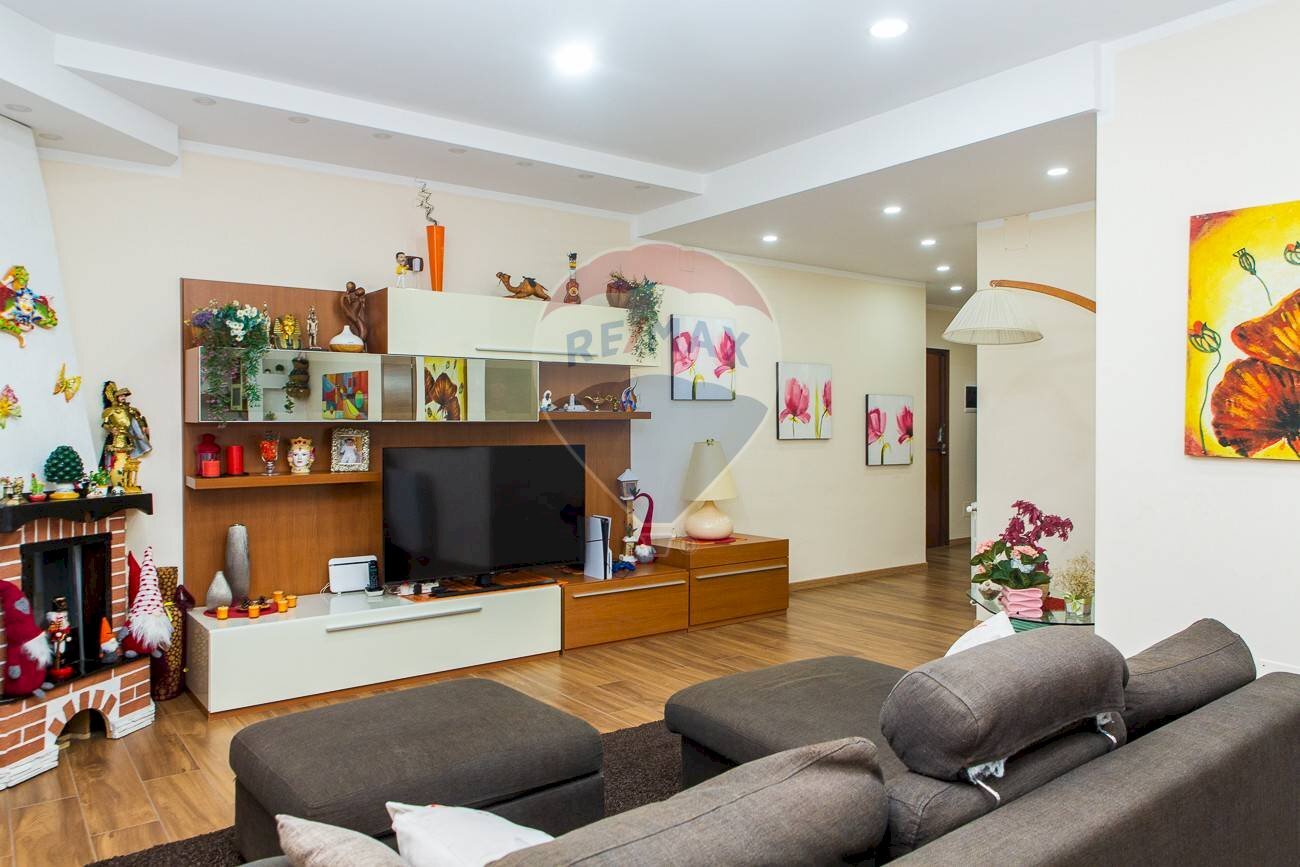 Soggiorno - Appartamento Via Silva
8, Belpasso - foto 3