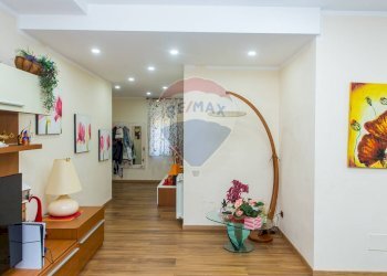 Hall / corridoio - Appartamento Via Silva
 
8, Belpasso - foto 2