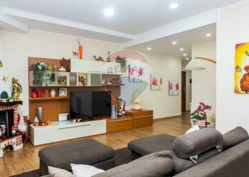 Soggiorno - Appartamento Via Silva
 
8, Belpasso - foto 3