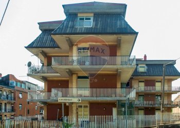 Edificio all\'aperto - Appartamento Via Silva
 
8, Belpasso - foto 4