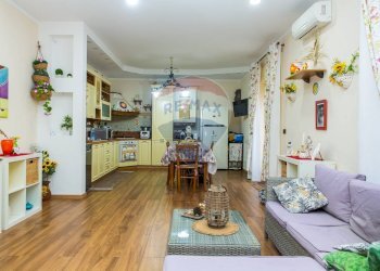 Sala da pranzo - Appartamento Via Silva
 
8, Belpasso - foto 9