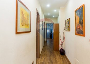 Hall / corridoio - Appartamento Via Silva
 
8, Belpasso - foto 17