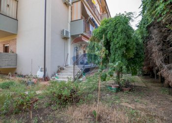 Giardino - Appartamento Via Pietro Novelli
 
15, Caltagirone - foto 10