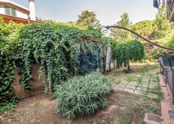 Giardino - Appartamento Via Pietro Novelli
 
15, Caltagirone - foto 24