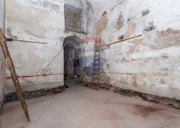 Stanza vuota - Locale Commerciale Piazza Duca di Genova
 
11-12, Catania - foto 6