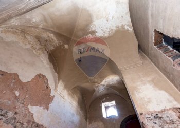 Dettagli - Locale Commerciale Piazza Duca di Genova
 
11-12, Catania - foto 23