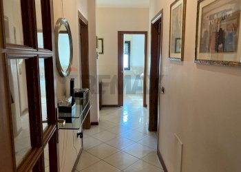 Hall / corridoio - Quadrilocale San Nicola la Strada - foto 8