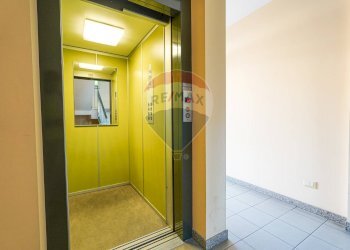 Hall / corridoio - Bilocale Terno d'Isola - foto 22