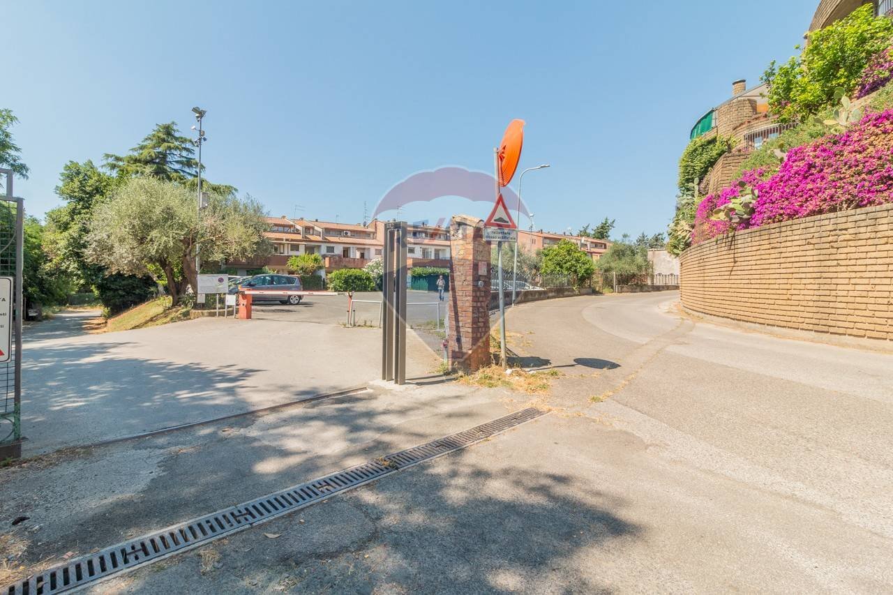 Edificio all\'aperto - Three-room apartment via Giardino
 
52, Montalto di Castro - photo 2