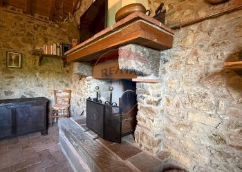 Scale - Rustico Bagni di Lucca - foto 11