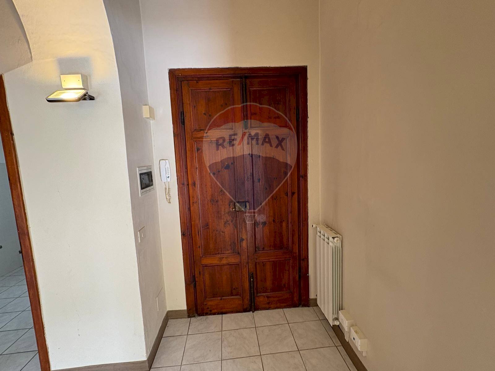 Hall / corridoio - Quadrilocale Via umberto I Bagni di Lucca
 
132, Bagni di Lucca - foto 3