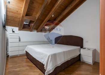 \nCamera / camera da letto\n - Appartamento Via Vincenzo Monti
 
50, Lesmo - foto 12