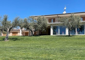 Foto 56 - Villa CONTRADA CECALUPO, Loreto Aprutino - foto 56