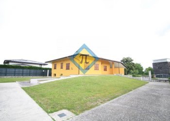 Foto 1 - Casa semi indipendente Via Luchino Luchini
 
43, San Giorgio della Richinvelda - foto 1