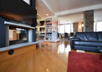 Soggiorno - Casa indipendente Via BIanchi Novello
 
144, Villadossola - foto 3