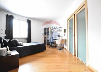 Soggiorno - Casa indipendente Via BIanchi Novello
 
144, Villadossola - foto 19