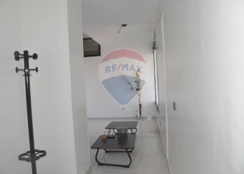 Hall / corridoio - Office via P.Calamandrei
 
86, Vittoria - photo 14