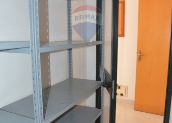 Dispensa di stoccaggio - Office via P.Calamandrei
 
86, Vittoria - photo 18